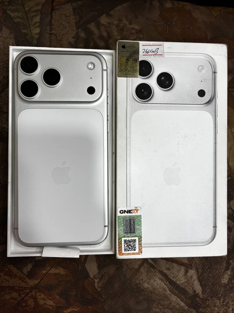 Apple iPhone 17 Pro Max 6