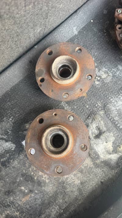 MG HS front wheels hub