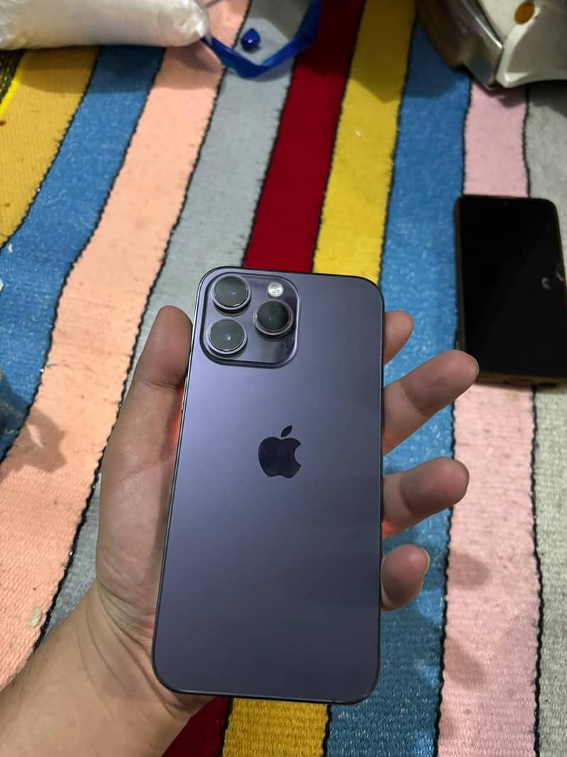 iPhone 14 Pro max 0