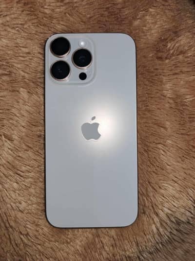 Apple iPhone 16 Pro Max