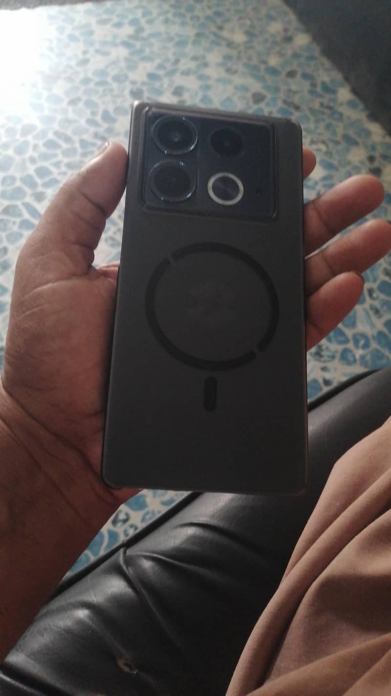 Infinix Note 40 10