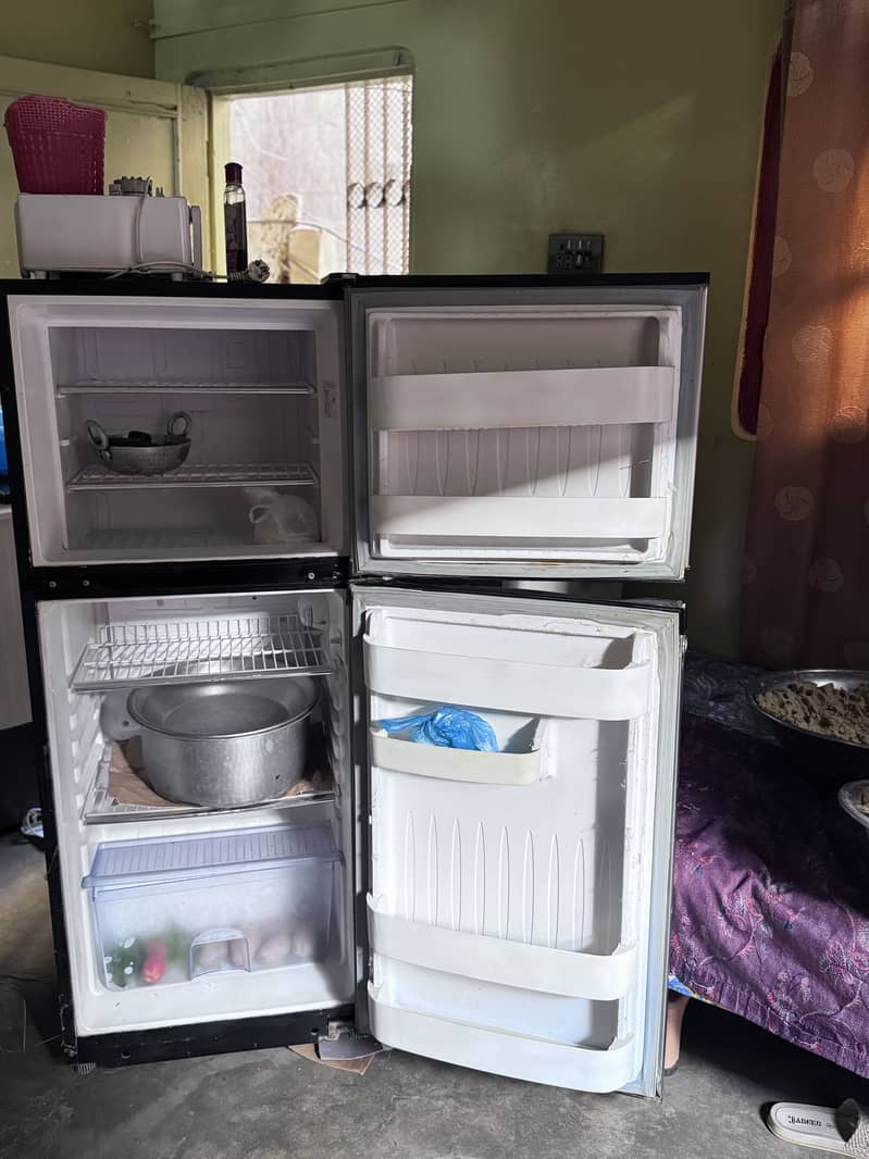 Orient fridge 3