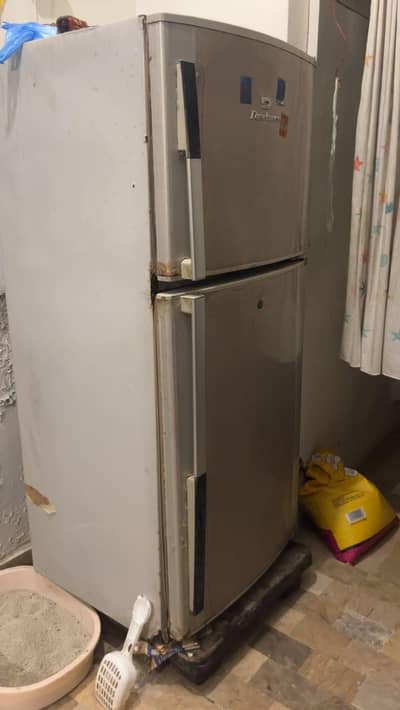 Fridge in full working condition