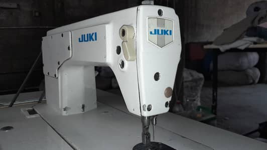 Juki sewing machine new condition 10/10