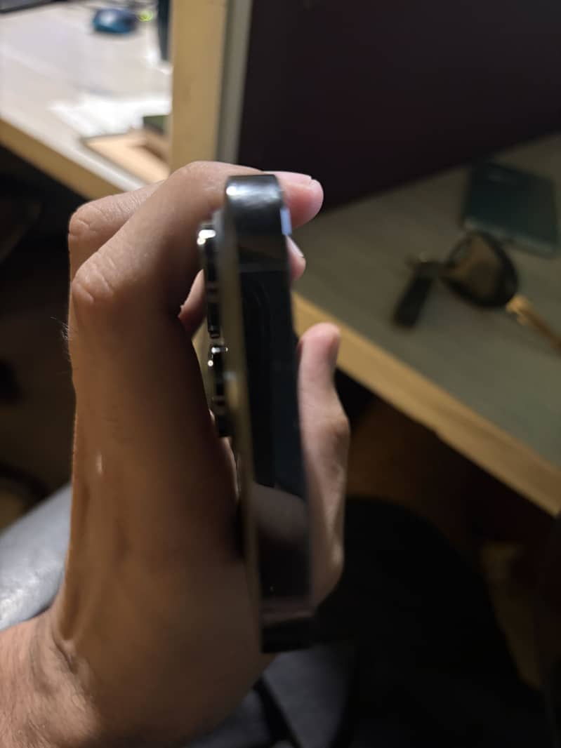Apple iPhone 14 Pro 1