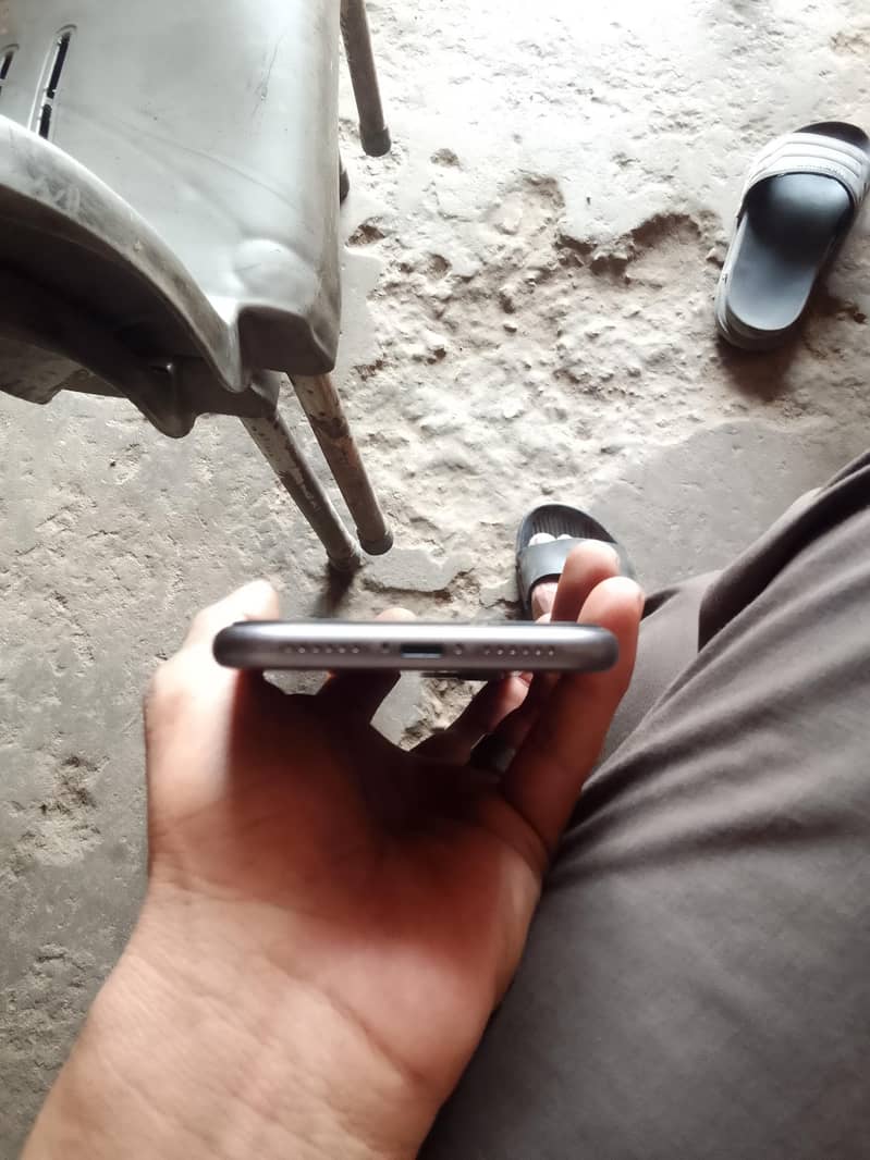 Apple iPhone 11 2