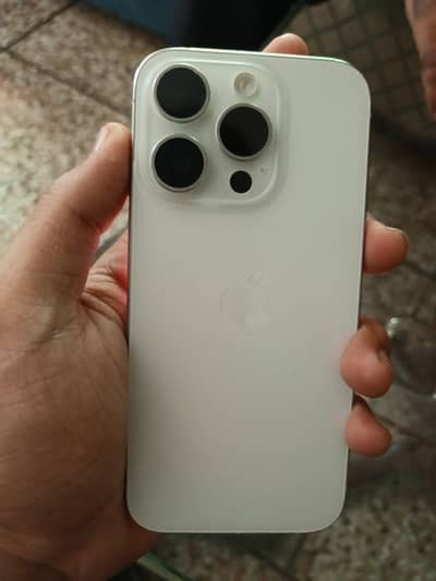 Apple iPhone 15 Pro Blue Titanium Scratch Piece