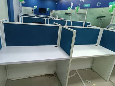 Imported Workstations with mobile boxes