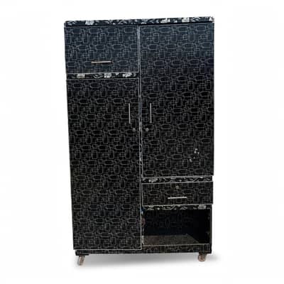 wardrobe for sale best available in best condition
