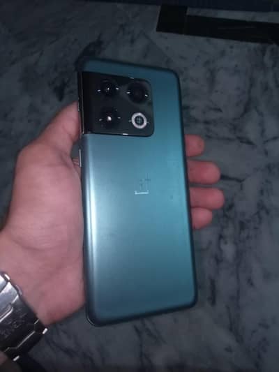 One Plus 10 Pro