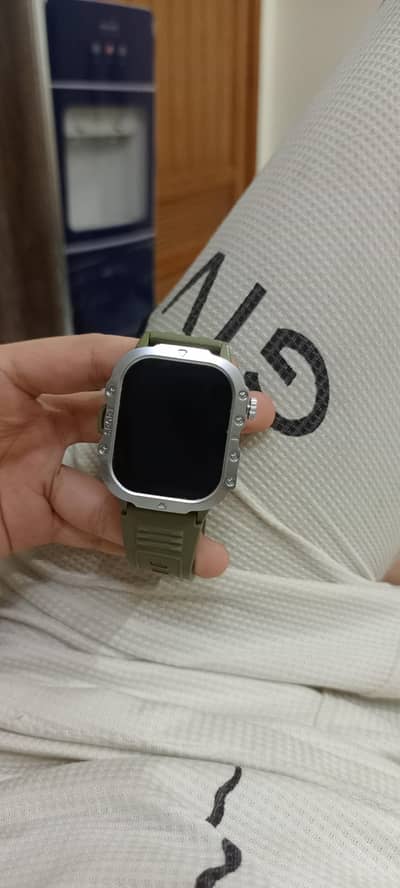 This is Italian smart watch with high features