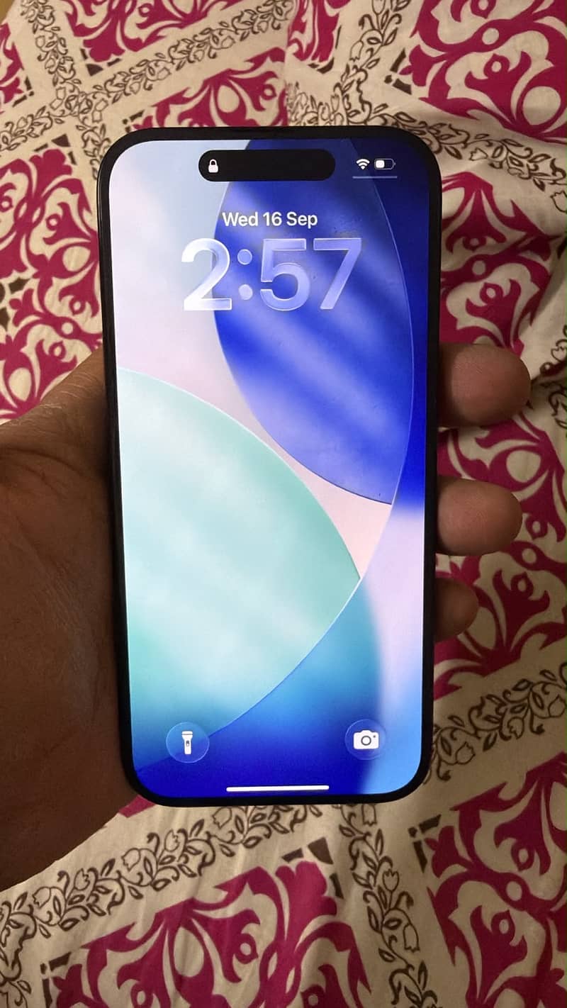 Iphone 15 pro 1