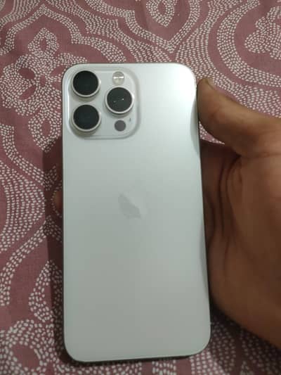 Apple iPhone 15 Pro Max