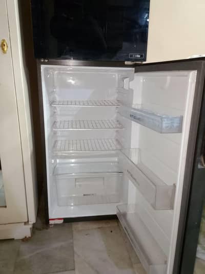 refrigrater very very good condition for sale