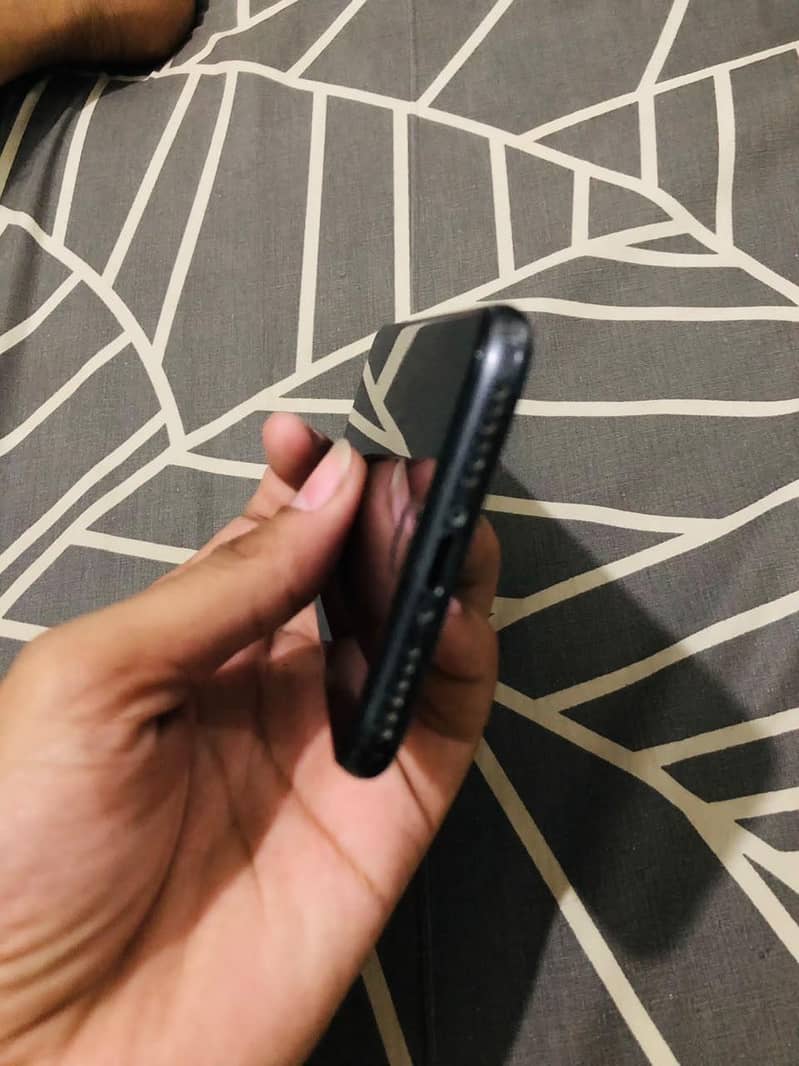 IPhone 3