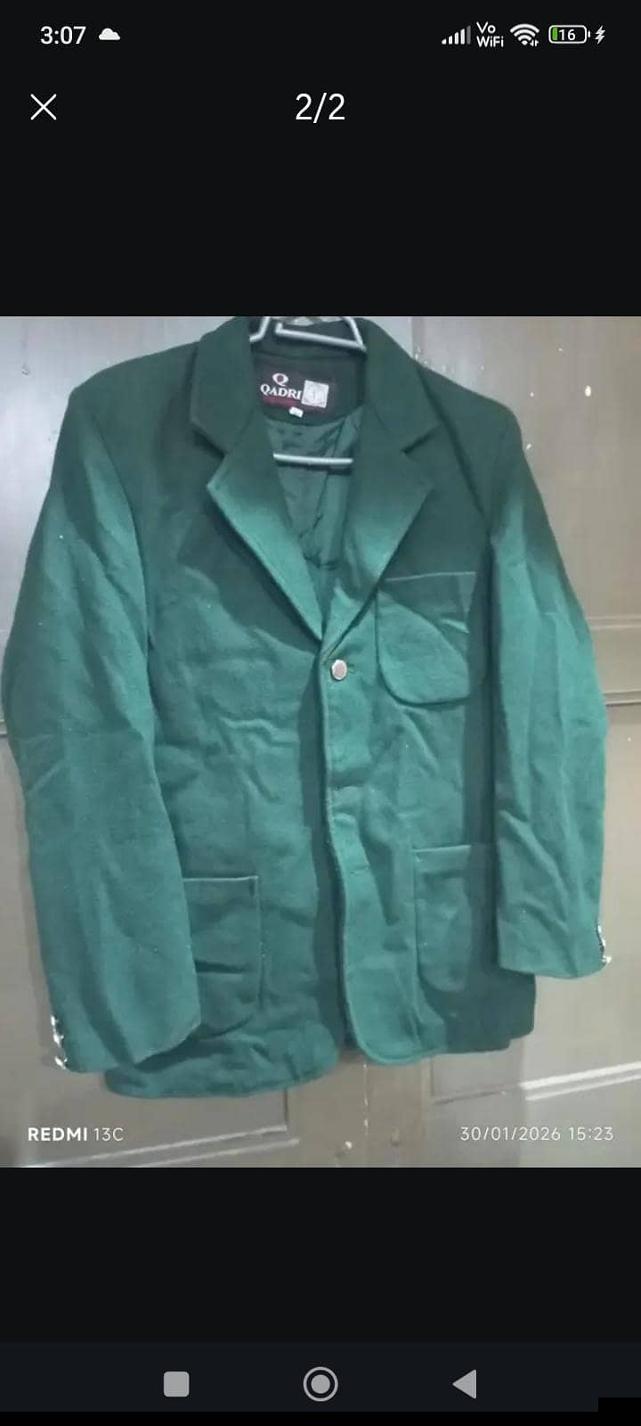 green blazzer 1
