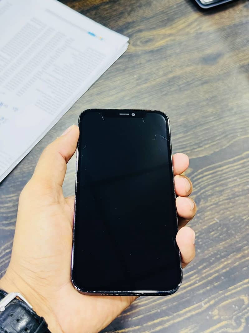 Apple iPhone 12 Pro 0