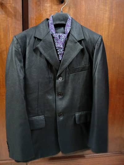 3 Piece suit and shirt with Tie