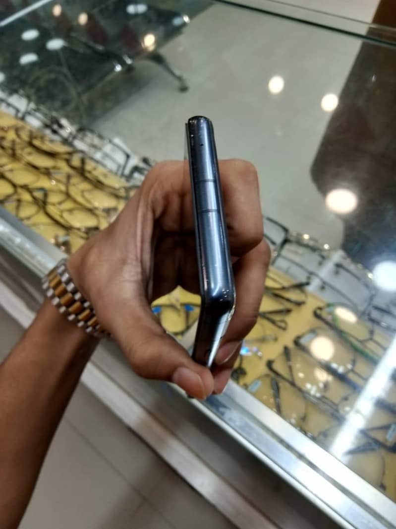 Google Pixel 7a 2