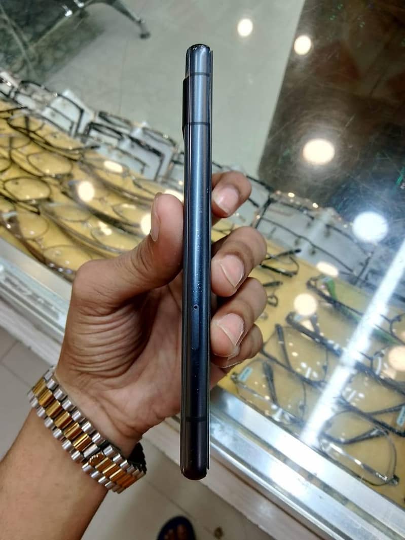 Google Pixel 7a 4