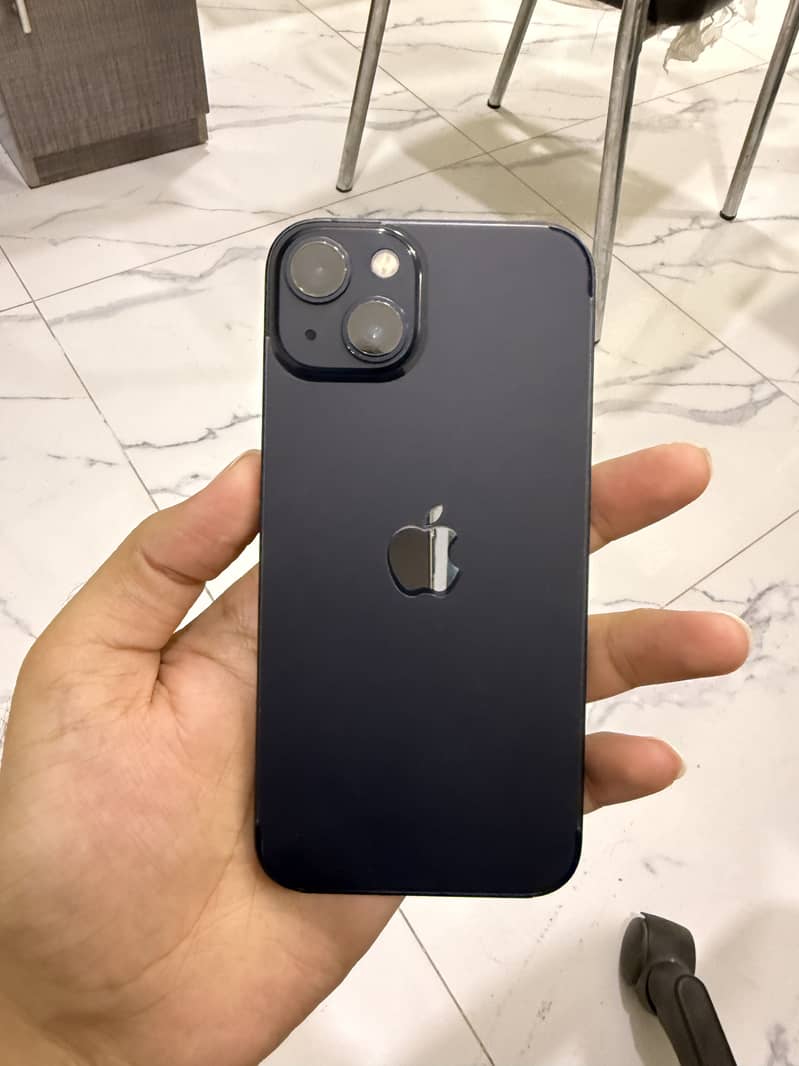 Apple iPhone 13 3
