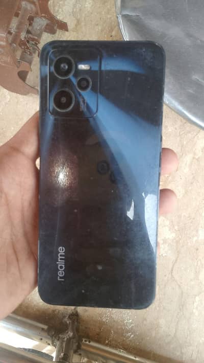 Realme C35