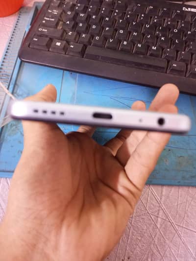 Vivo Y21