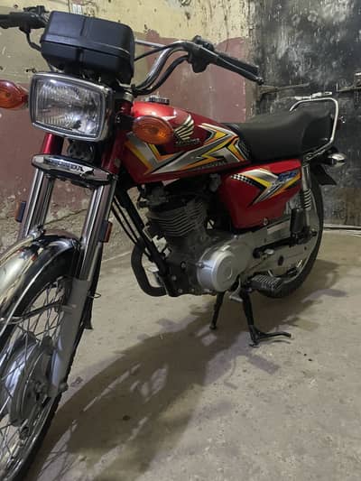 Honda cg125 2025 low mileage mint.