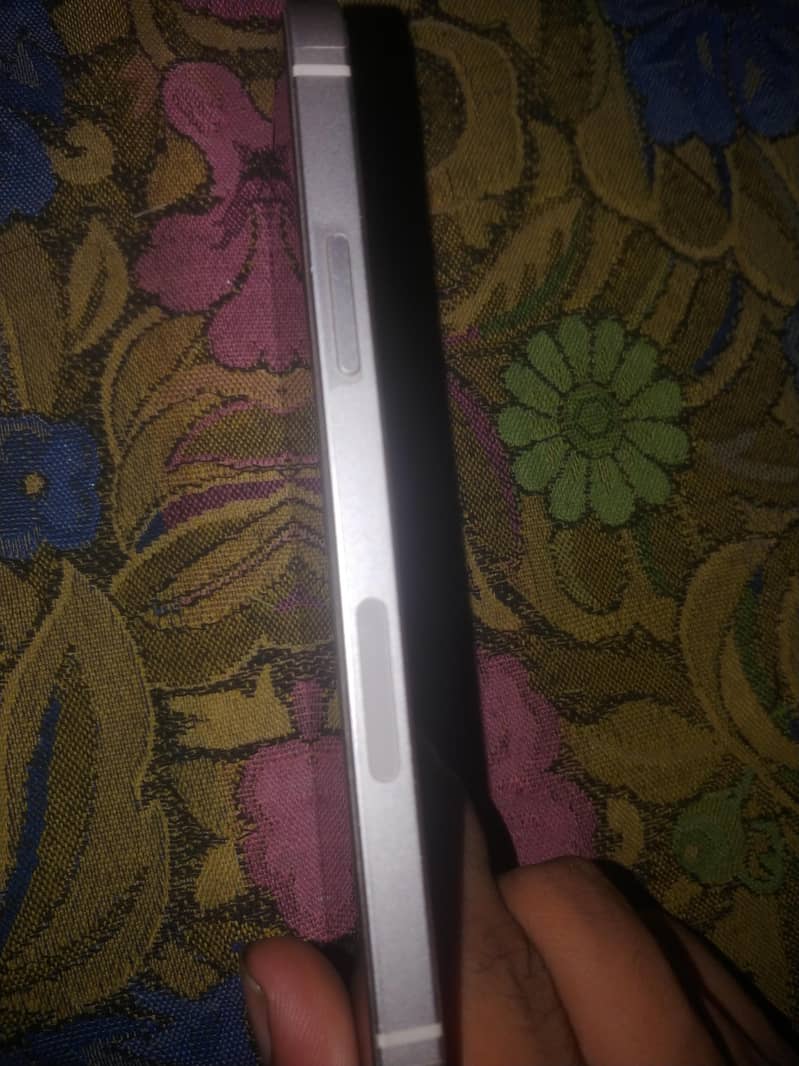 Apple iPhone 12 2