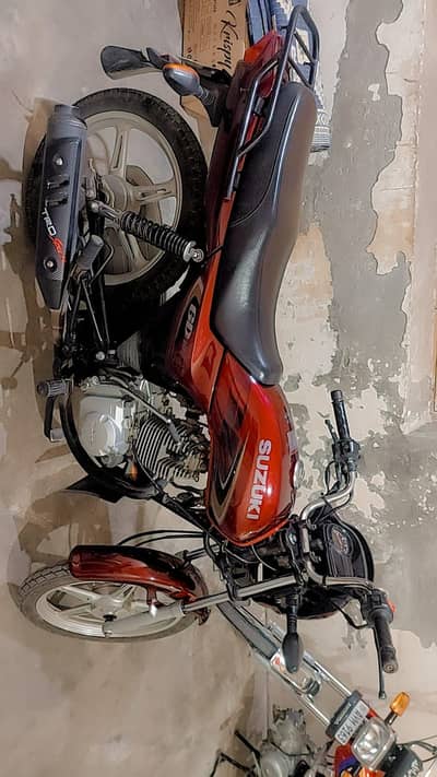 Single Hand (Red) Suzuki 110 No claim No Accident