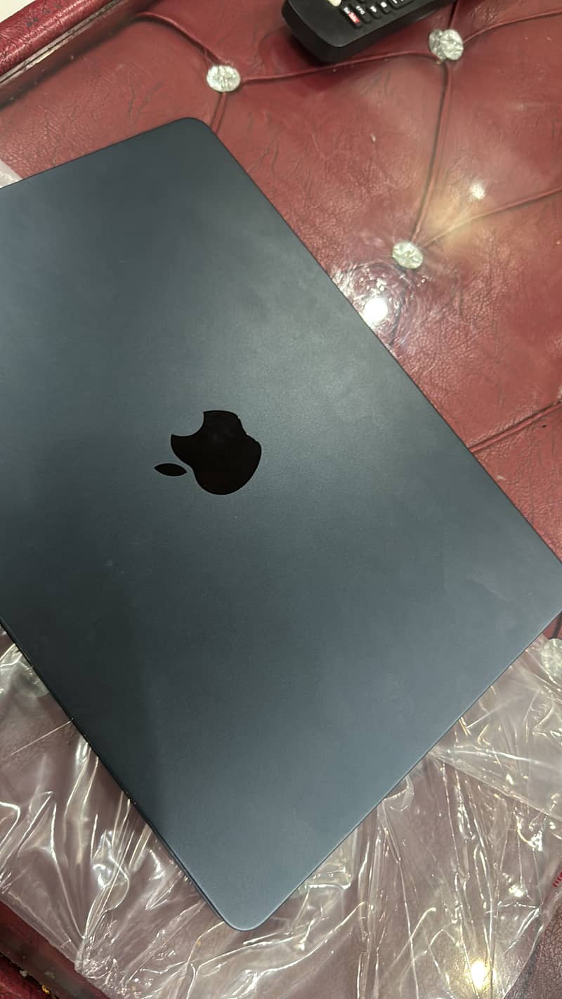 Apple M2 pro 3