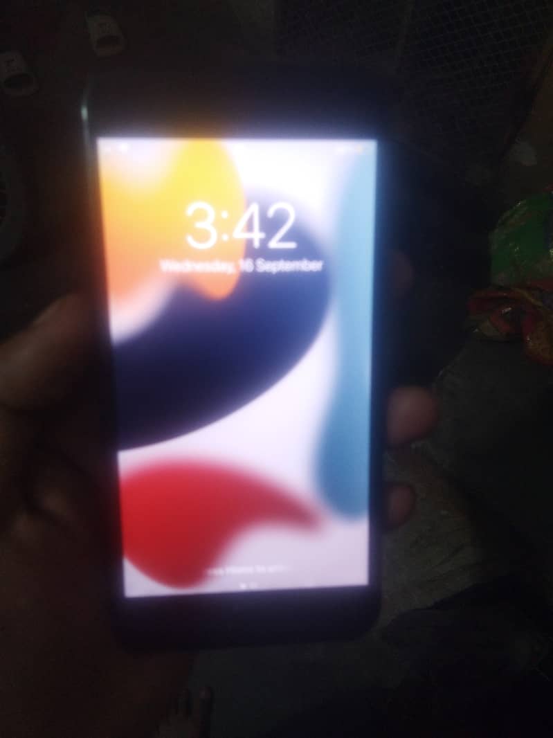 Apple iPhone 7 Plus 3