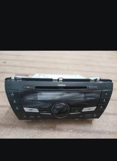 100% genuine hai toyata Corolla hai gli 2016 ka