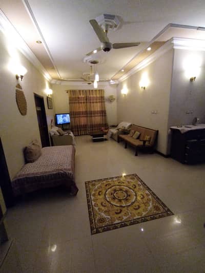 SILENT COMMERCIAL SPACE AVAILABLE FOR RENT GULSHAN-E-IQBAL BLOCK 2