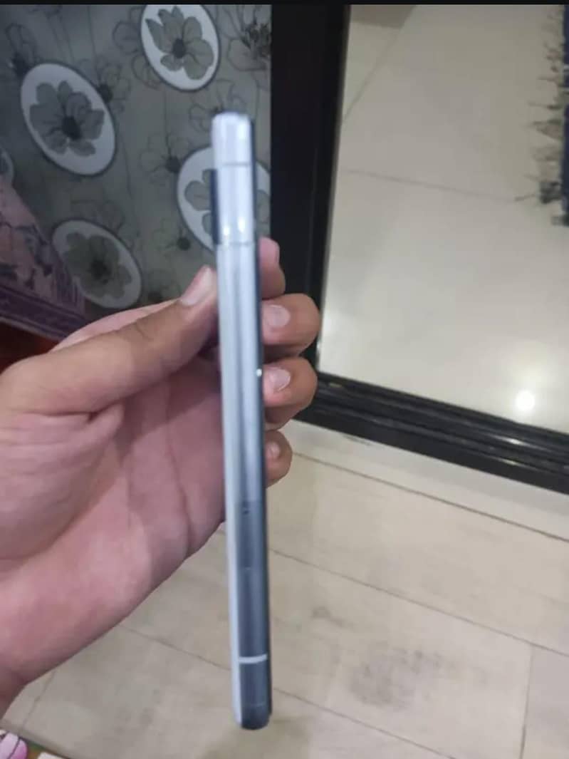 Google Pixel 7a 1