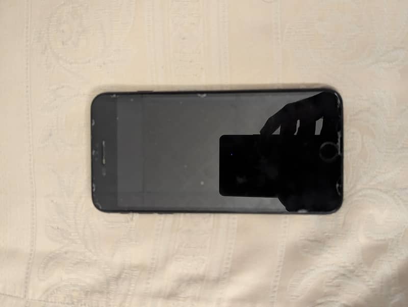 Apple iPhone 7 Plus 0