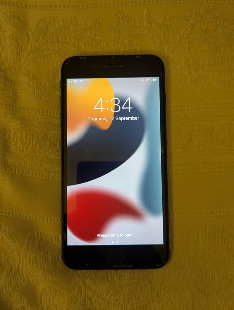 Apple iPhone 7 Plus 1