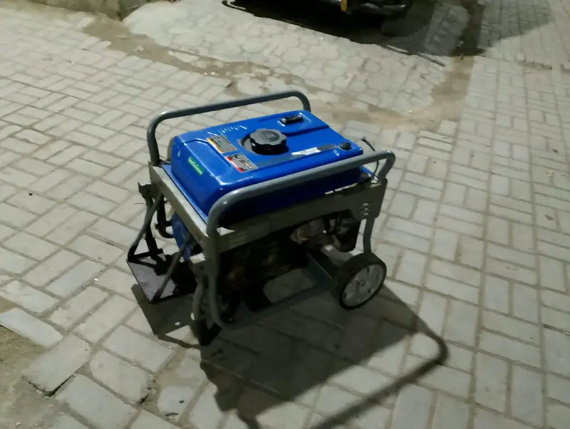 Generator — photo 9