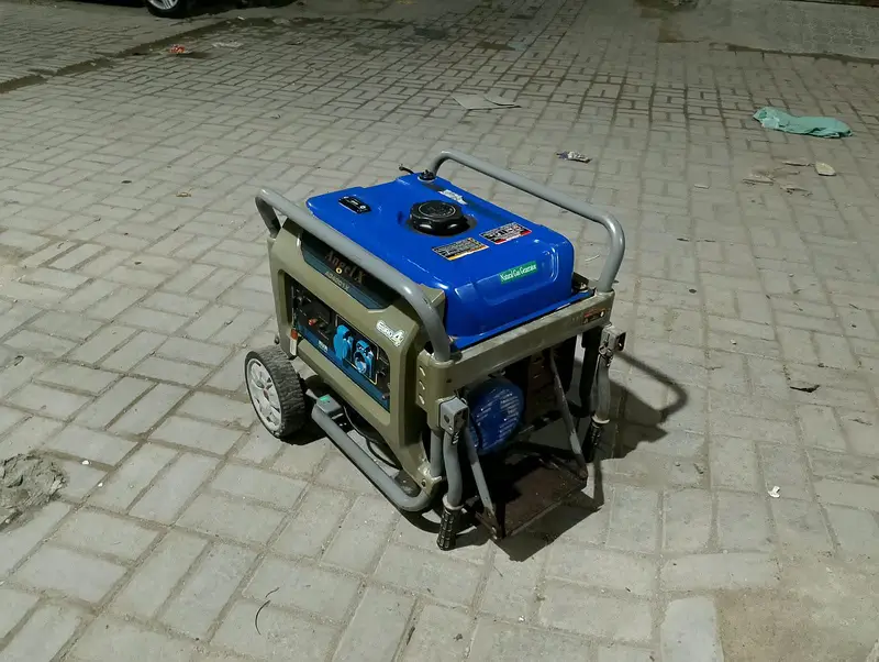 Generator — photo 10