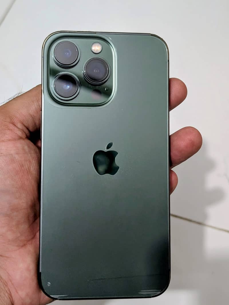 Apple iPhone 13 Pro 1