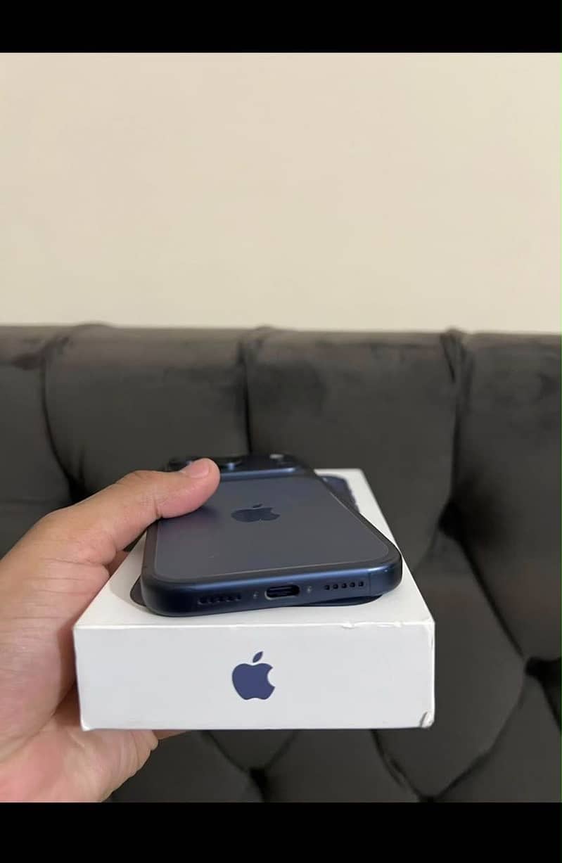 IPHONE 17 PRO 4