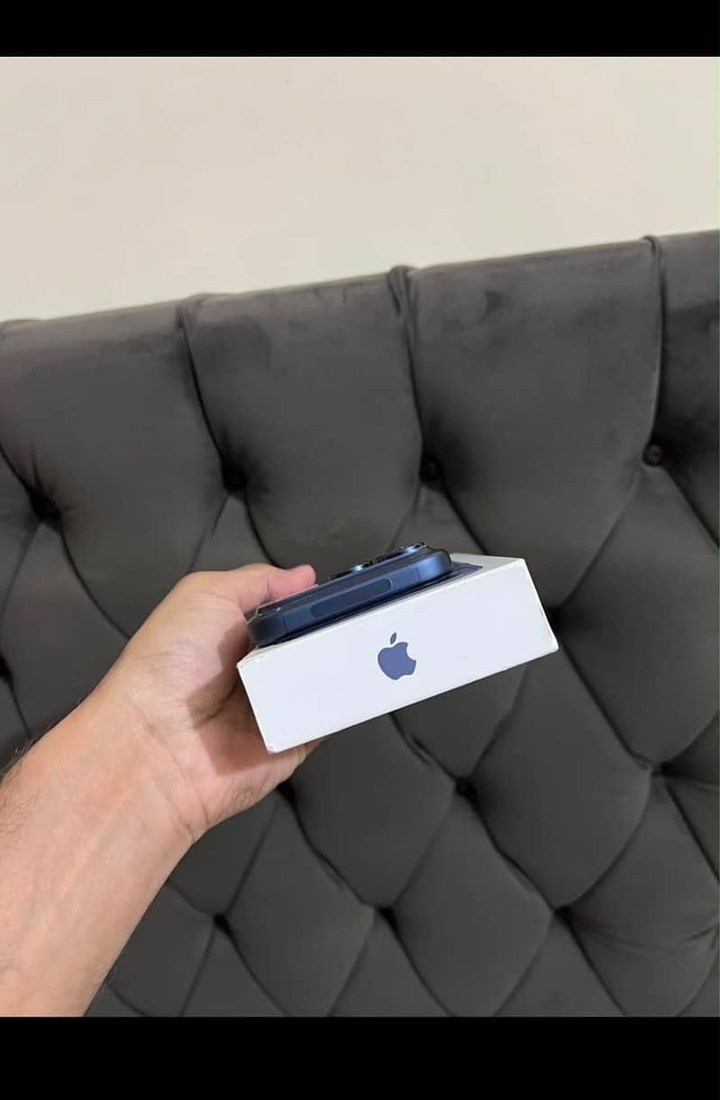 IPHONE 17 PRO 5