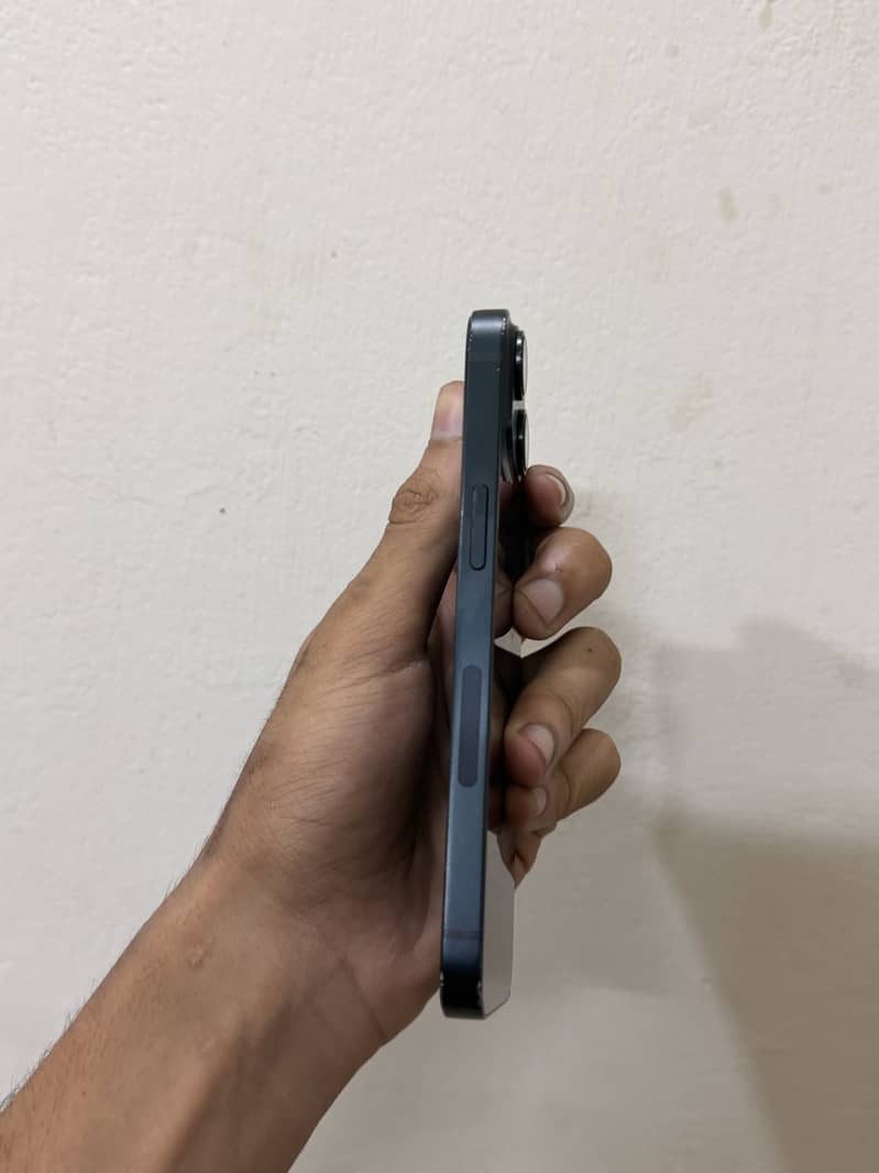 Apple iPhone 14 2