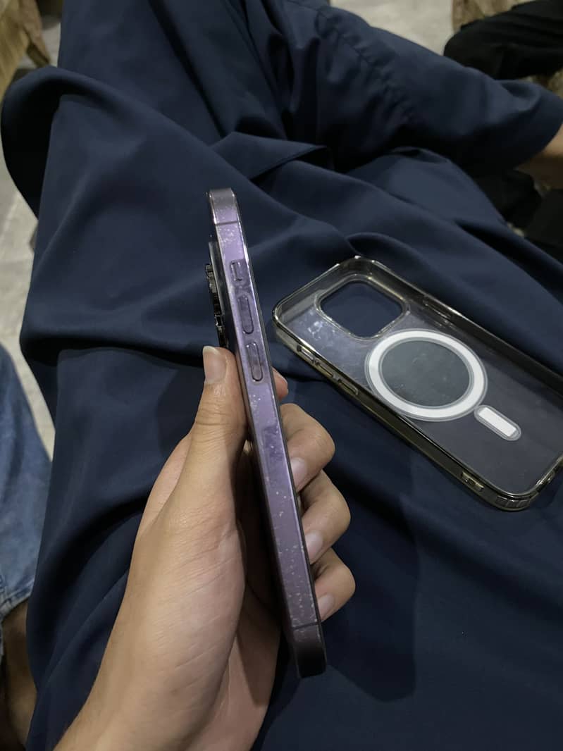 Apple iPhone 14 Pro 3