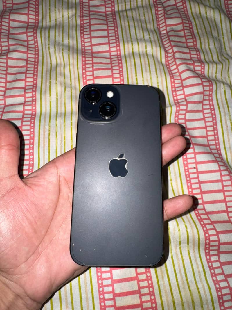 Apple iPhone 15 2