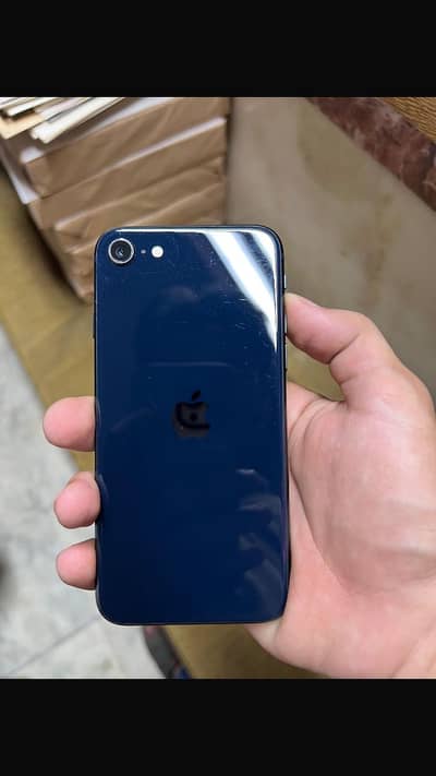 Apple iPhone SE