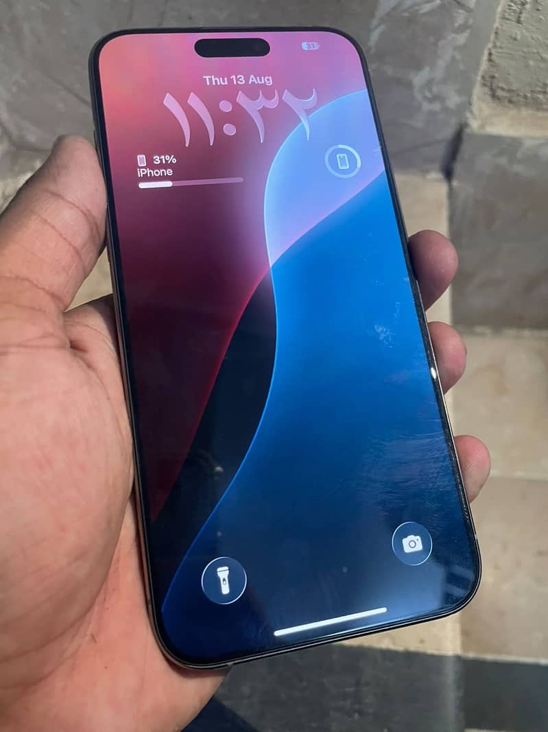 Apple iPhone 15 Pro Max 2