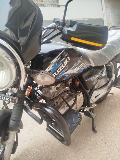 Suzuki GS 150 SE 2019