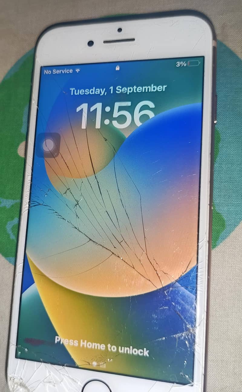 Apple iPhone 8 1