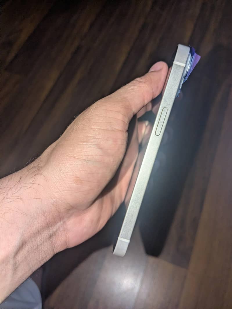 Apple iPhone 14 2